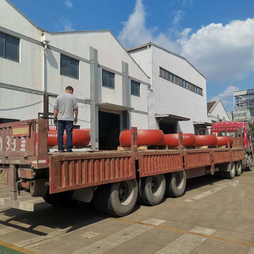 蘇州潤達(dá)高鉻輥套.jpg 蘇州潤達(dá)高鉻輥套.jpg